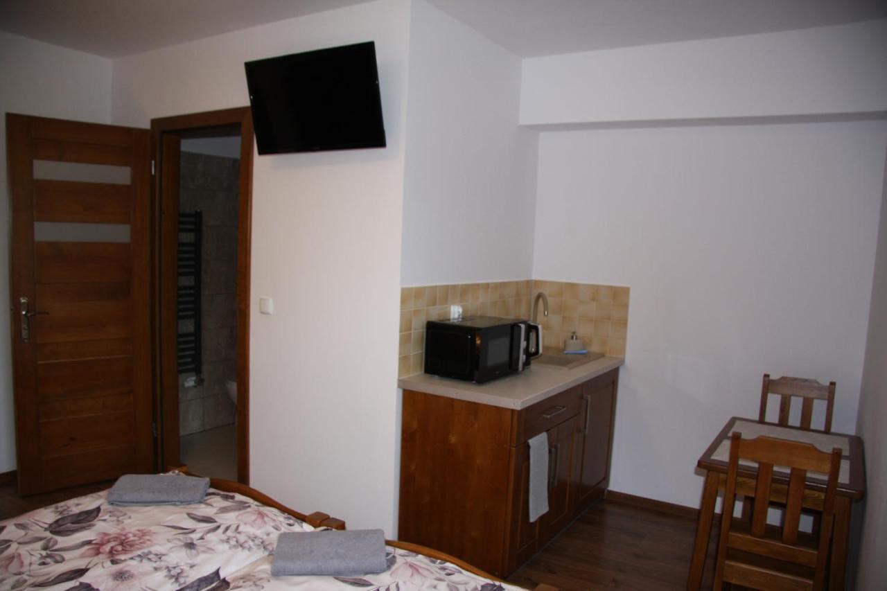 Mietusia Przystan - Wynajem Pokoi Hotel Ciche  Buitenkant foto